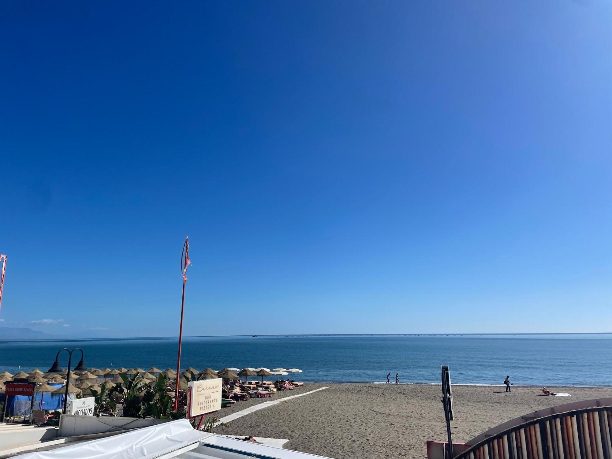 Apartamento Calma Carihuela Beach - 10 Metros De La Playa Torremolinos Buitenkant foto