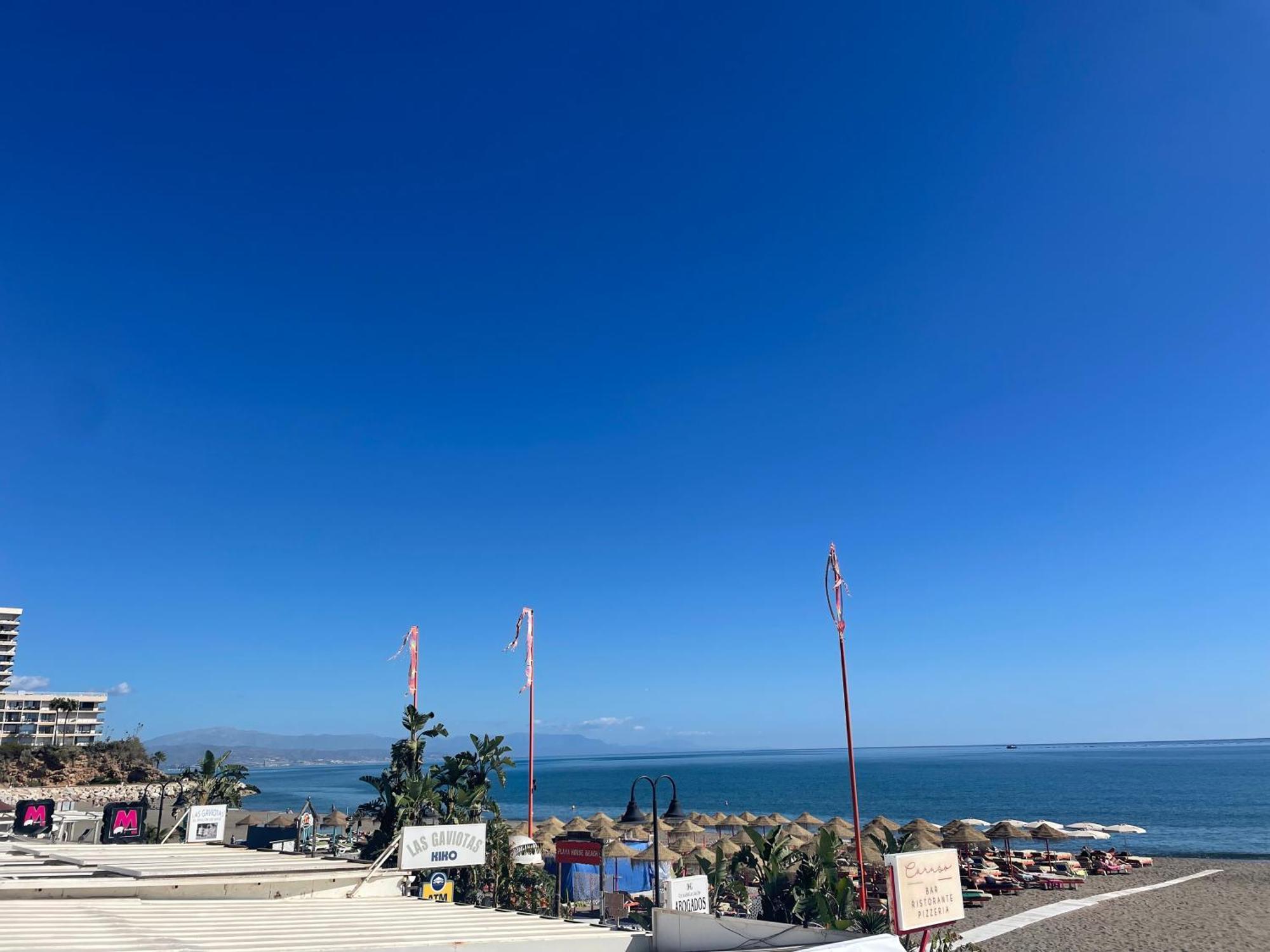 Apartamento Calma Carihuela Beach - 10 Metros De La Playa Torremolinos Buitenkant foto