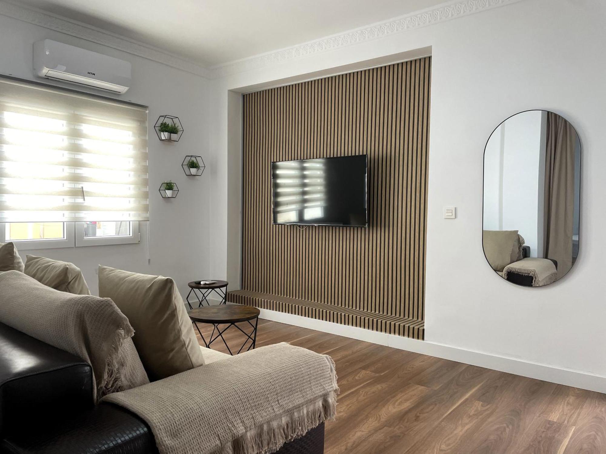 Apartamento Calma Carihuela Beach - 10 Metros De La Playa Torremolinos Buitenkant foto