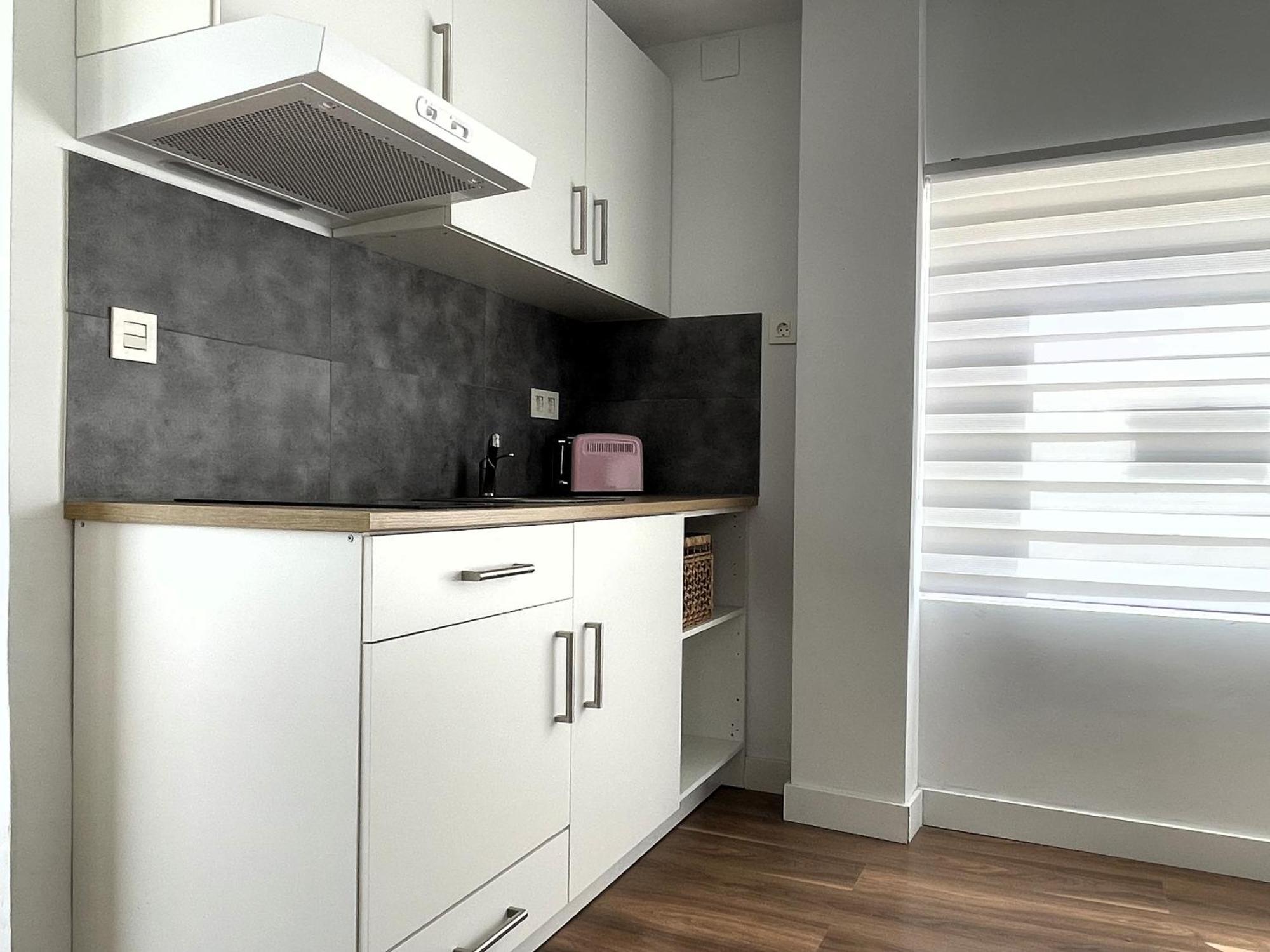 Apartamento Calma Carihuela Beach - 10 Metros De La Playa Torremolinos Buitenkant foto