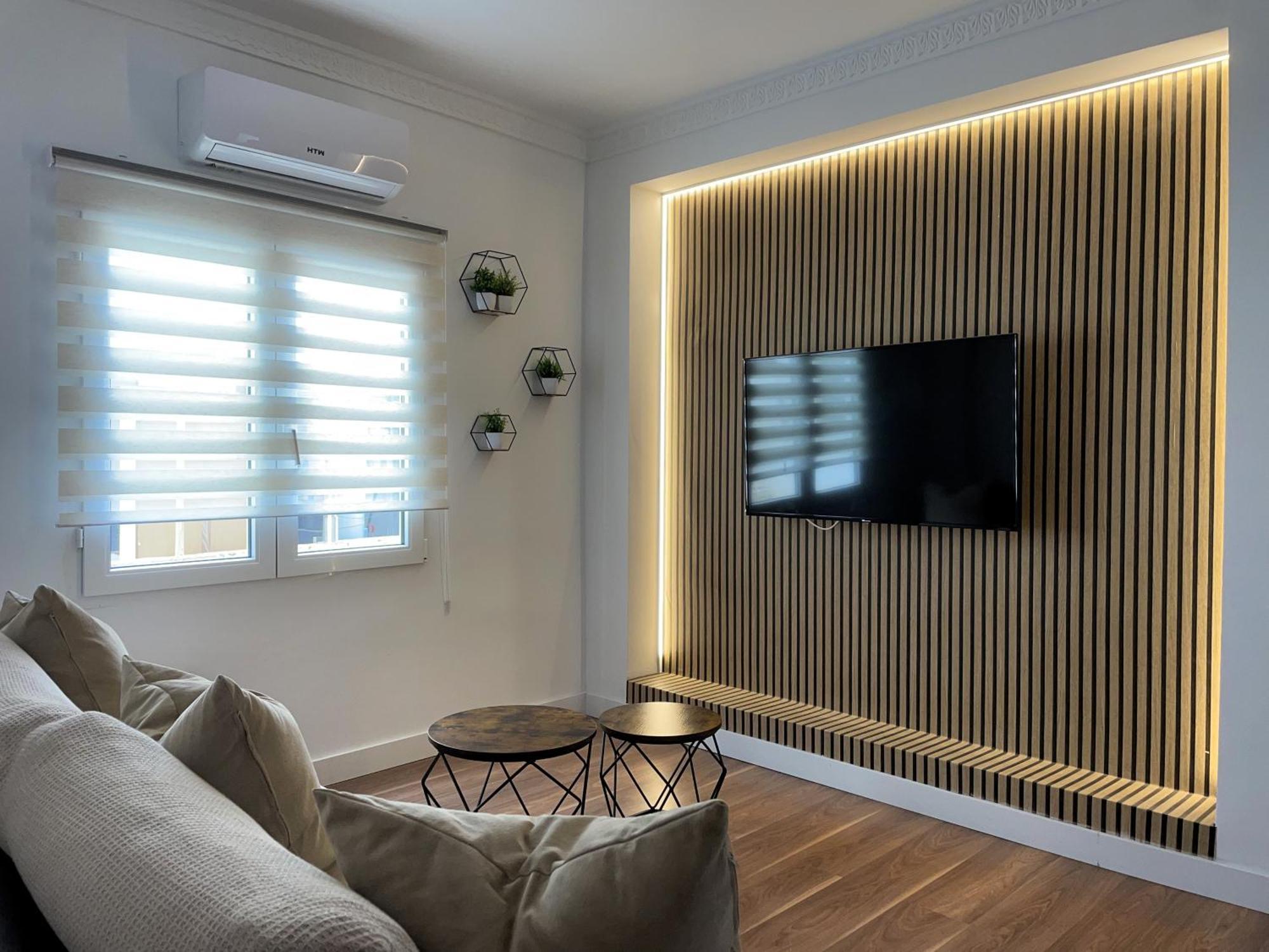 Apartamento Calma Carihuela Beach - 10 Metros De La Playa Torremolinos Buitenkant foto